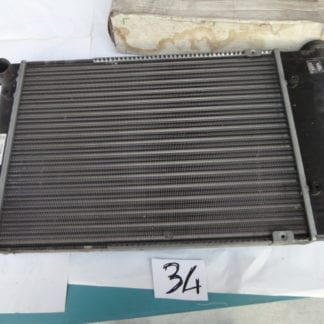 RADIATORE ACQUA VOLKSWAGEN GOLF 1100 L/GL - 1300 L/LS/GLS dal 79 al 81 , SCIROCCO 1100 - 1300 dal 79 al 81 .