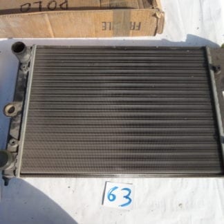 RADIATORE ACQUA VOLKSWAGEN DERBY SERIE 2 1100/1300 C/CL/GL , GOLF 1100 L&LS/GLS - JETTA 1100 L/GL - JETTA 1300 L/LS/GLS - PASSAT SERIE 2 1600 C/CL/GL - PASSAT SERIE 2 1800 CL/GL/GT - POLO SERIE 2 1300 C/CL/GL - SANTANA 1600 CX/LX/GX - SCIROCCO 1500 - SCIROCCO SERIE 2 1300 CL/GL/GT .