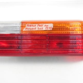 FANALE POST DX PEUGEOT 305