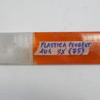 PLASTICA FANALINO PEUGEOT 104 SX